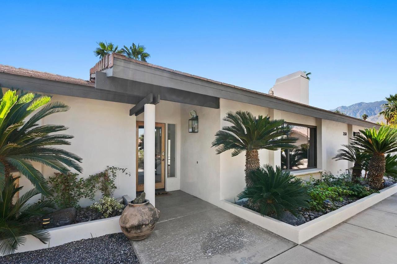 Los Compadres Oasis - 5 Bedroom Palm Springs Exterior photo